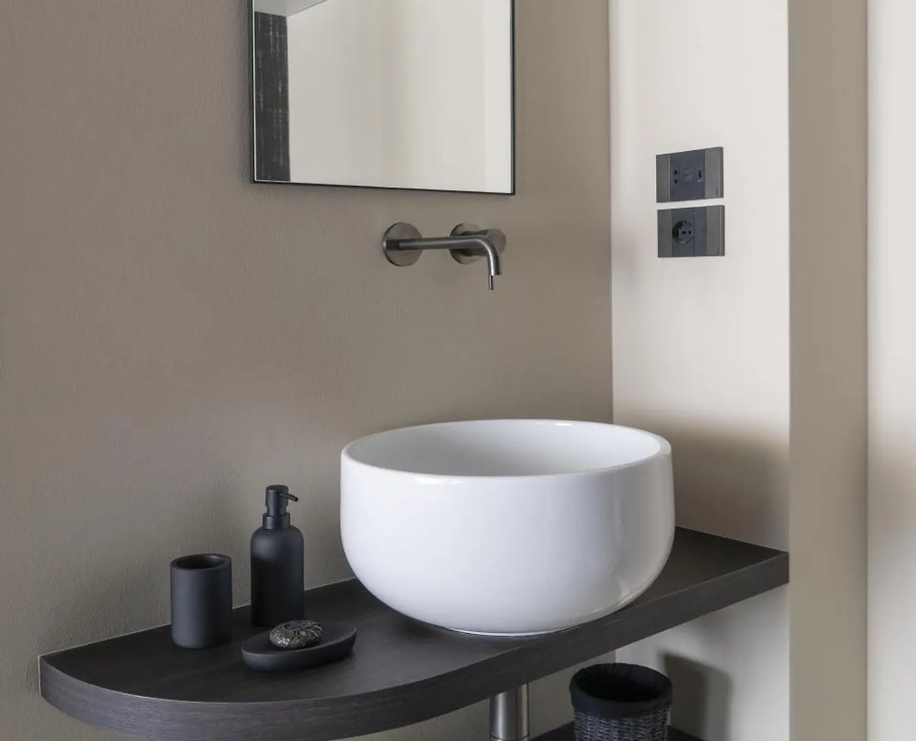 Della Spiga Suites by Brera Apartments Milano